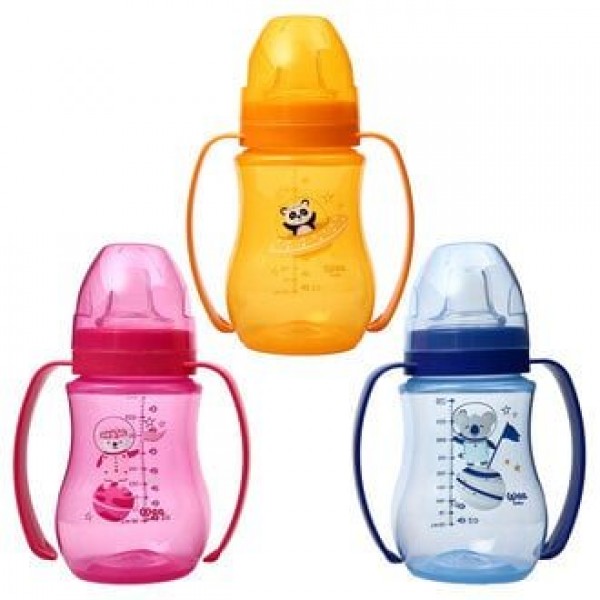 WEE BABY AKITMAZ PP ALIŞTIRMA BARDAĞI 250ML  6+ AY  754